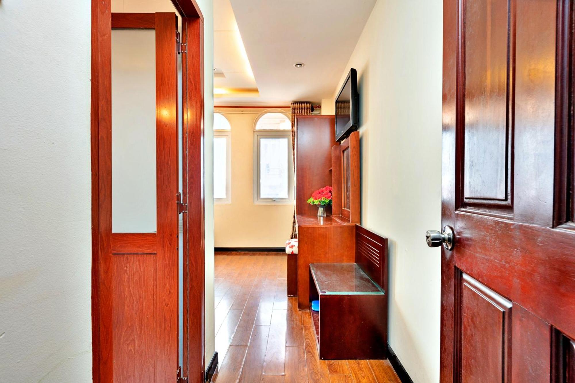 S79 Residences Yaya Хошимин Экстерьер фото